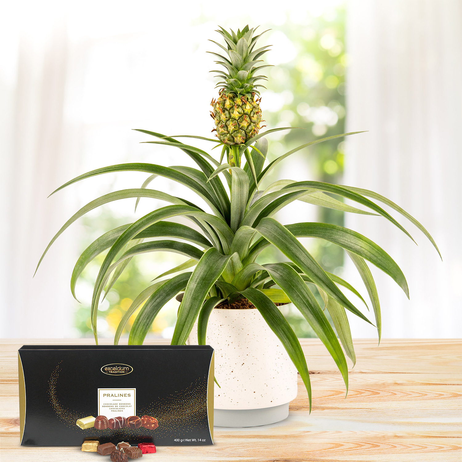 Spring Pineapple Deluxe Gift 